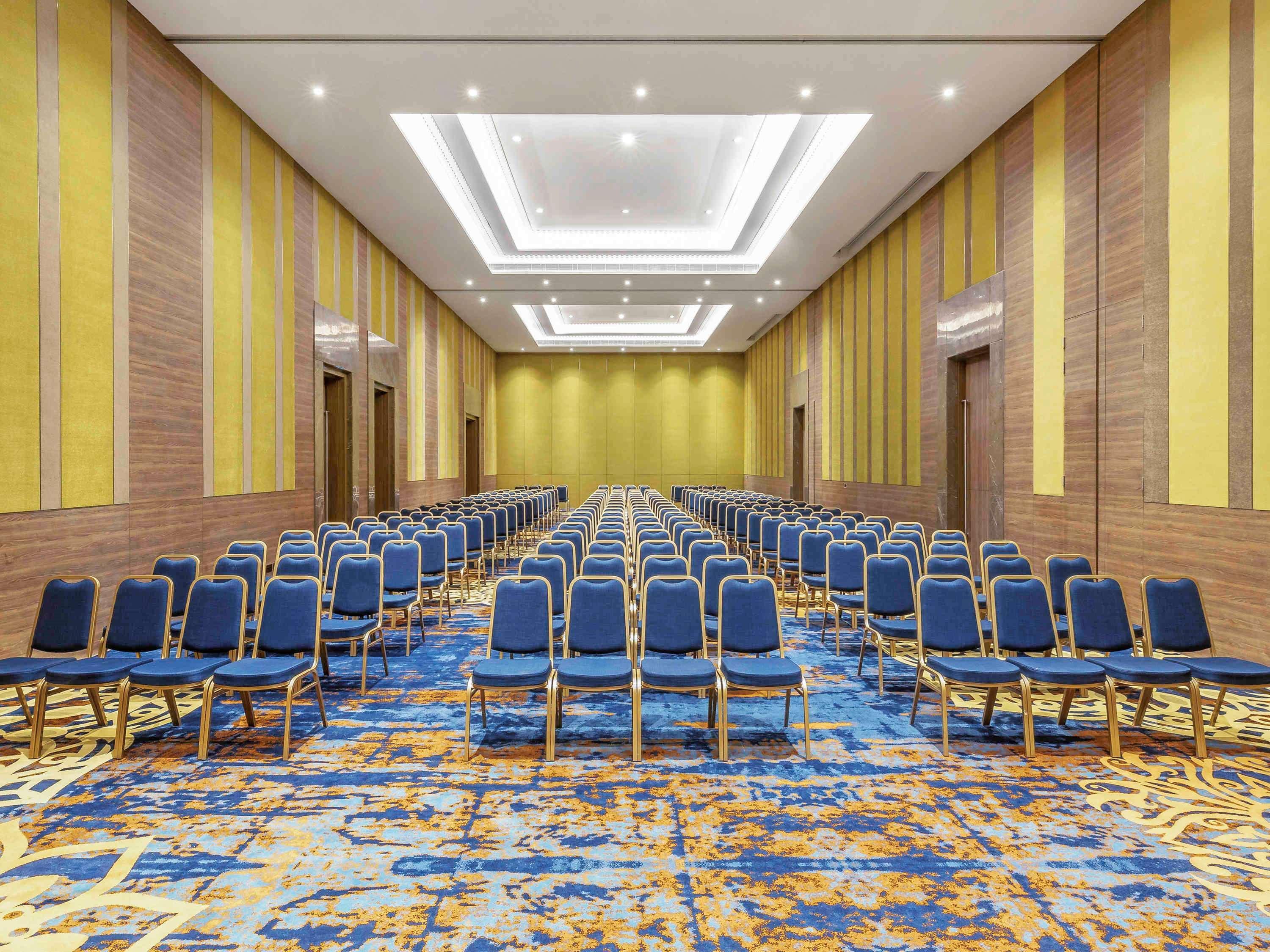 Grand Mercure Ahmedabad Gift City - An Accor Hotels Brand Gandhinagar Kültér fotó