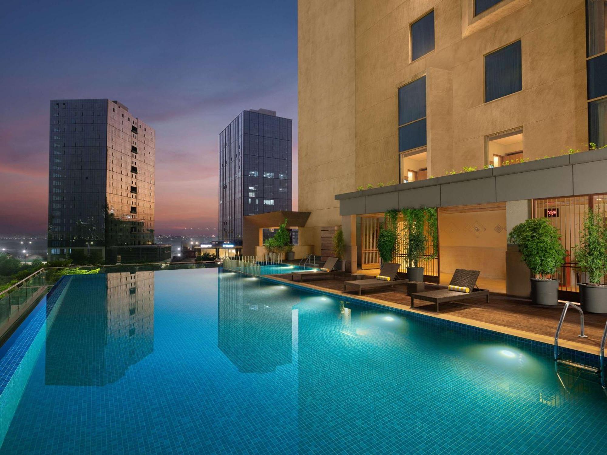 Grand Mercure Ahmedabad Gift City - An Accor Hotels Brand Gandhinagar Kültér fotó