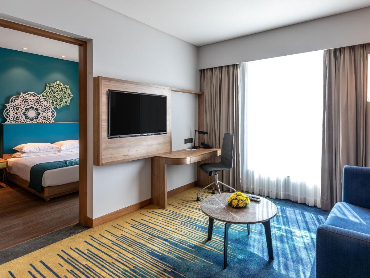 Grand Mercure Ahmedabad Gift City - An Accor Hotels Brand Gandhinagar Kültér fotó