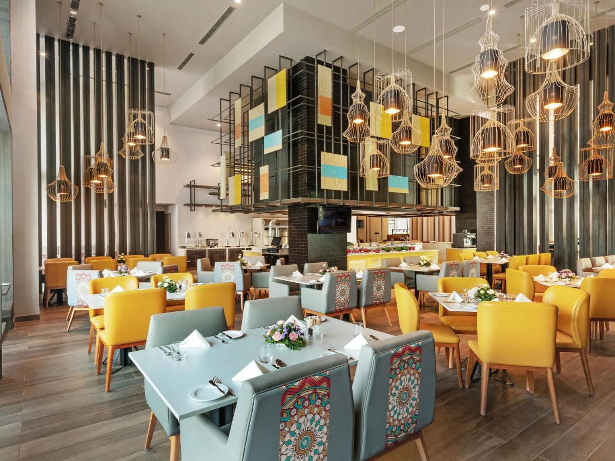 Grand Mercure Ahmedabad Gift City - An Accor Hotels Brand Gandhinagar Kültér fotó