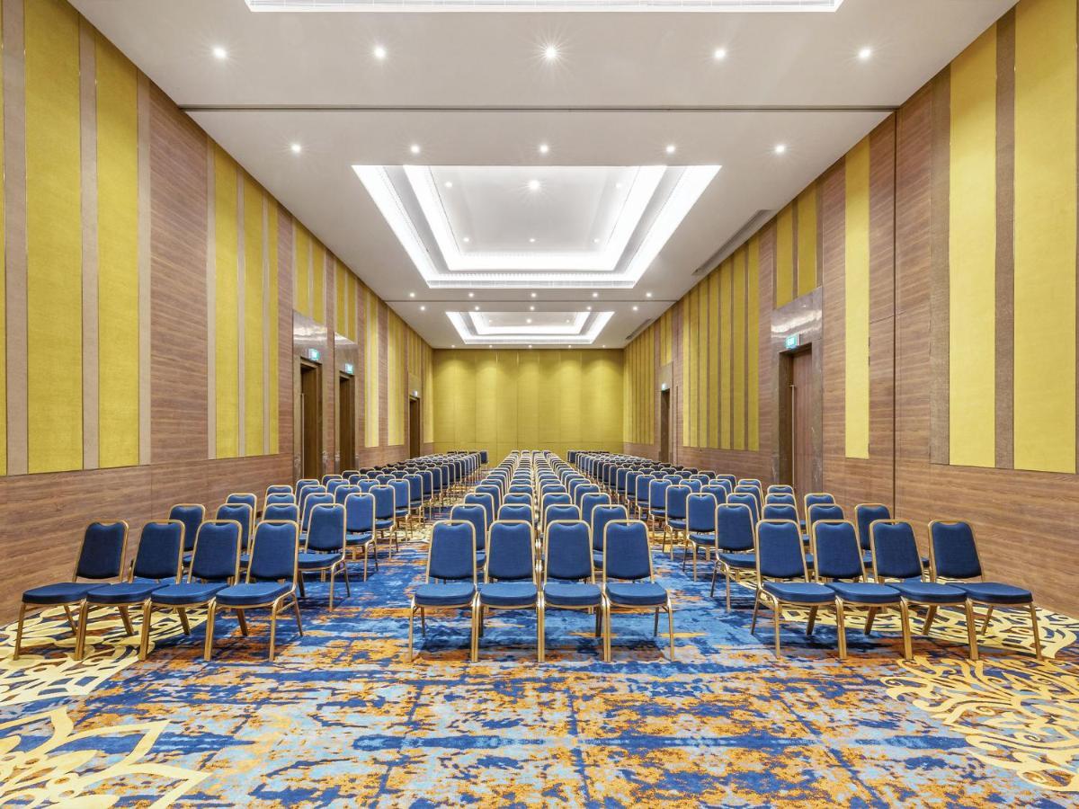 Grand Mercure Ahmedabad Gift City - An Accor Hotels Brand Gandhinagar Kültér fotó